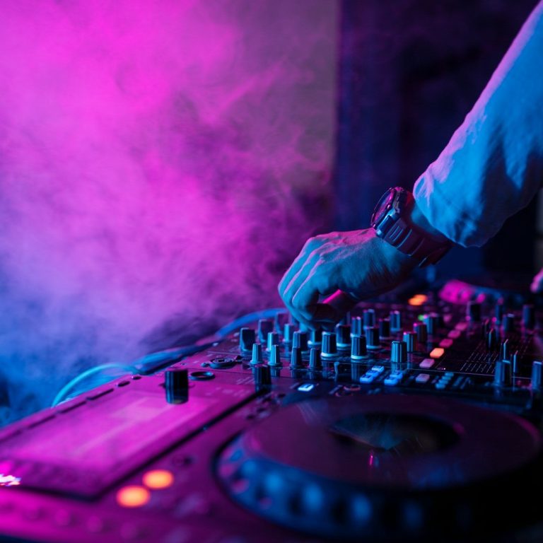 weinachtsfeier dj lichttechnik und tontechnik